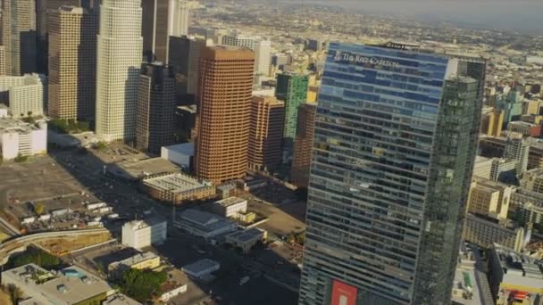 Aerial view of The Ritz Carlton hotel, Los Angeles, USA — Stock Video