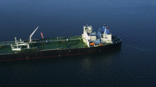 Aerial view of oil container tanker, USA — Stock Video