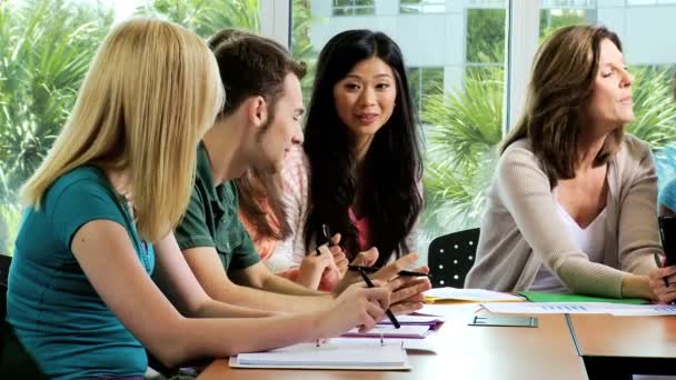 Teenagers in classroom college — Stock Video