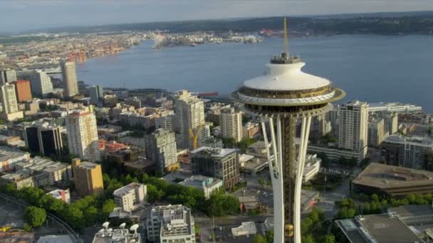 Aerial view Space Needle observation tower, Seattle, USA — Stock Video