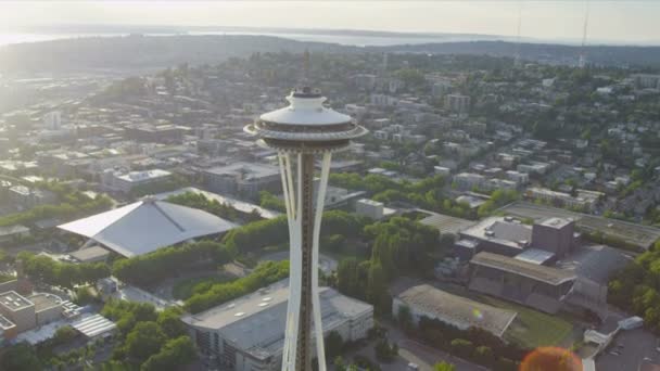 Kustnära Flygfoto Space Needle, downtown Seattle, Usa — Stockvideo