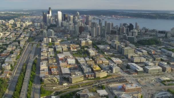 Widok z lotu ptaka centrum seattle finanse centrum metropolii, Stany Zjednoczone Ameryki — Wideo stockowe