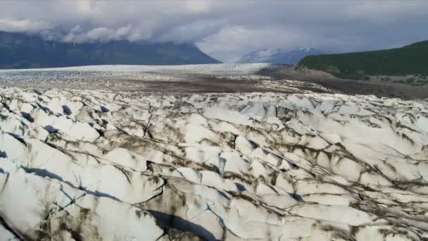 Knik glacier und chugach mountains — Stockvideo