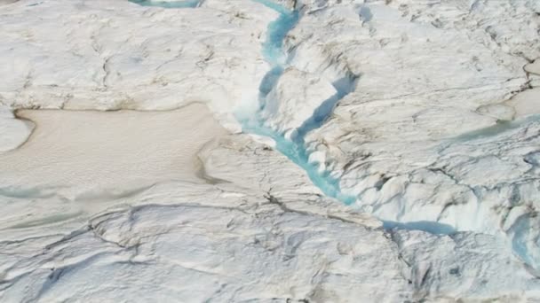 Σχηματισμοί παγετώνα ποταμού — Stok video