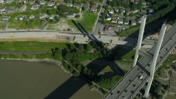 Antenne über der alex fraser bridge, vancouver — Stockvideo