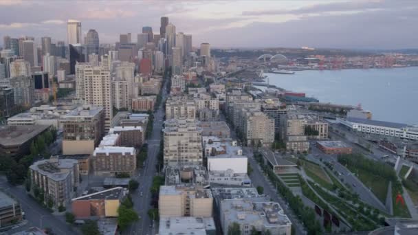 Aerial coastal view downtown Seattle Alaskan Way Viaduct, USA — Stock Video