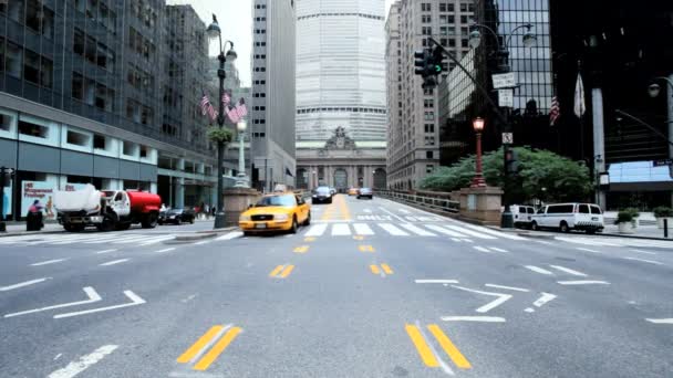 Cabs and traffic in New York — Stock Video