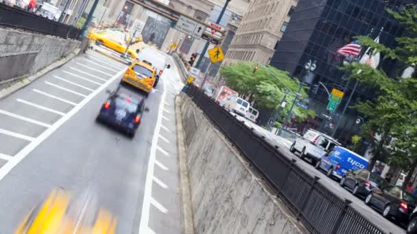 Gula taxibilar, new york, usa, tidsinställd — Stockvideo