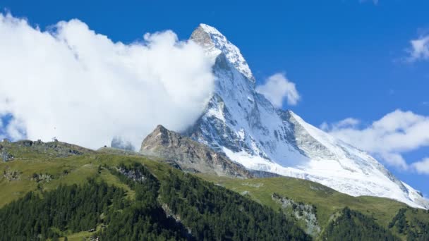 Wolke durch Luftwirbel geformt — Stockvideo