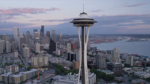 Aerial sunset view Space Needle downtown, Seattle, USA — Stock Video