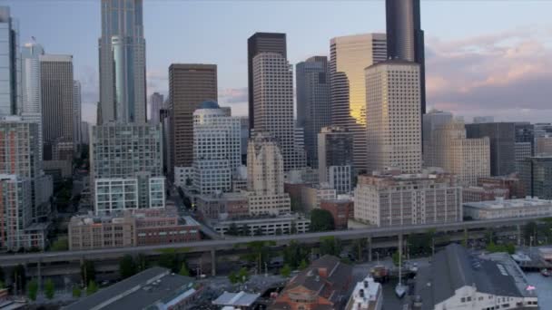 Vista aérea costera del centro de Seattle Alaskan Way Viaduct, Estados Unidos — Vídeos de Stock