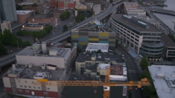 Luchtfoto uitzicht op de kust van Seattle zakencentrum van alaska weg viaduct, usa — Stockvideo