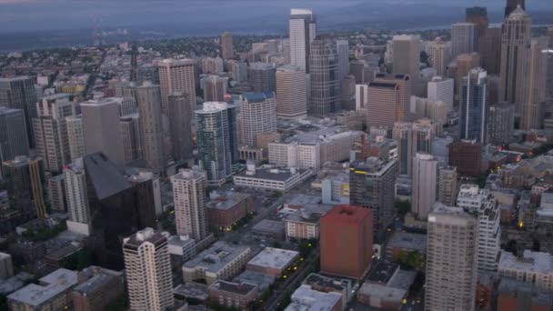 Aerial Downtown dusk view  Alaskan Way Viaduct, Seattle,  USA — Stock Video