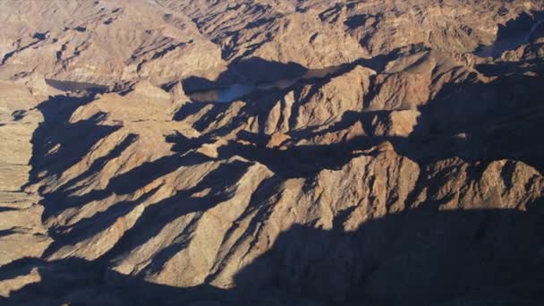 Desierto y roca roja — Vídeo de stock