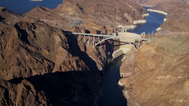 Vista aérea de la presa Hoover, US 93, Las Vegas — Vídeo de stock