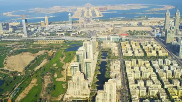 Αεροφωτογραφία γκολφ πύργους, Ντουμπάι — Αρχείο Βίντεο