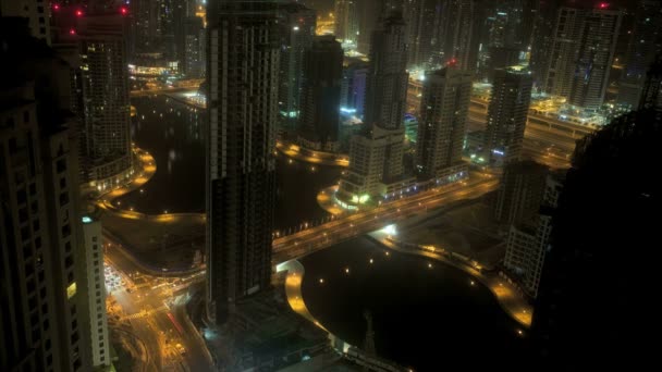 Jumeirah's nacht verlicht — Stockvideo