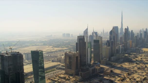Vista aérea cosmopolita centro de Dubai — Vídeos de Stock