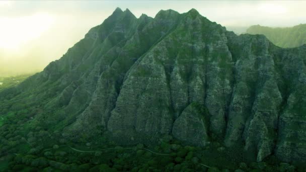 Widok z lotu ptaka Koolau górski — Wideo stockowe