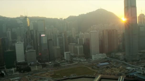 Luftaufnahme des Sonnenuntergangs hong kong island, China — Stockvideo