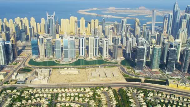 Εναέρια ορίζοντα δείτε πόλη του Ντουμπάι — Αρχείο Βίντεο
