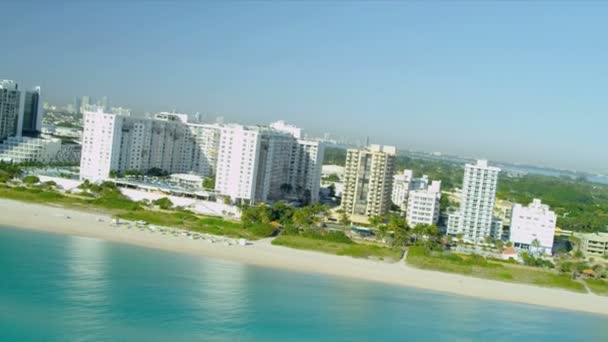 Havadan görünümü art deco otel, miami — Stok video