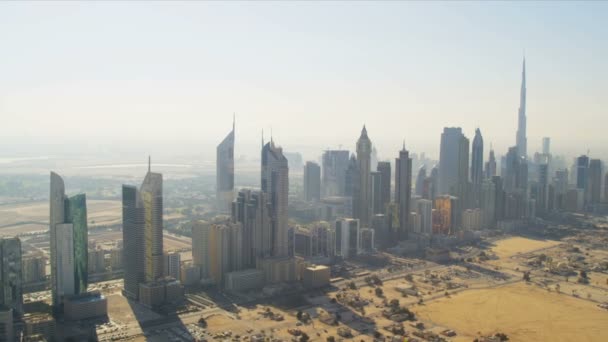 Vista aérea cosmopolita centro de Dubai — Vídeo de Stock