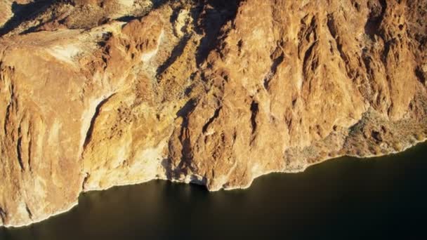 Luchtfoto Colorado rivier in de buurt van Las Vegas — Stockvideo