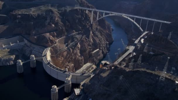 Hoover Barajı ve colorado Nehri Köprüsü — Stok video