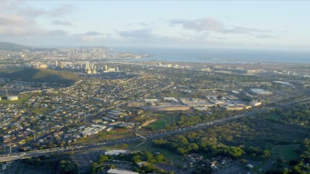 Förorts-trafikera, Honolulu, Hawaii — Stockvideo
