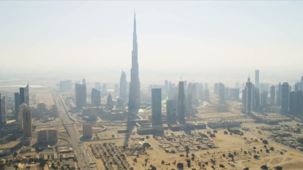 Vista aerea Burj Khalifa centro di Dubai — Video Stock