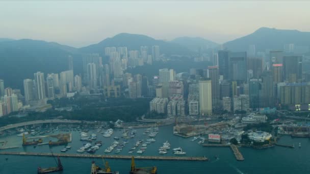 Légifelvételek kotróhajók causeway bay hong kong — Stock videók