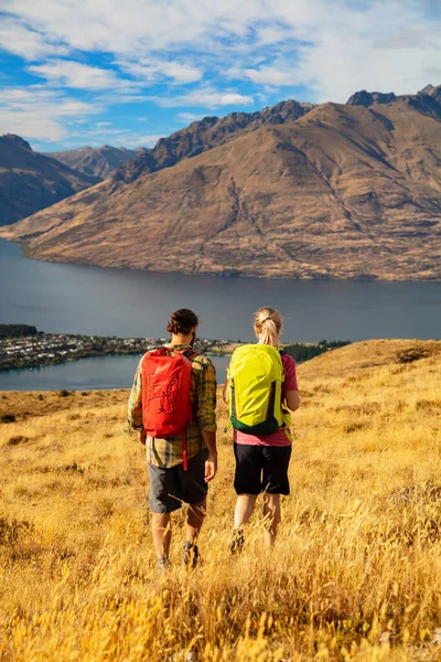 Activo Extremo Caucásico Hombre Mujer Viaje Vacaciones Senderismo Parque Nacional — Foto de Stock