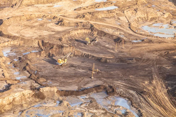 Aerial View Canadian Commercial Excavator Surface Mining Site Oilsands Giant — Stock Photo, Image