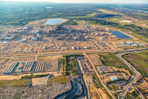 Aerial View Mcmurray Refinery Storage Plant Locally Mined Industrial Oilsand — Stock Photo, Image