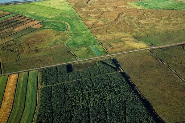 Izlandi Mezőgazdasági Biogazdálkodási Kultúrák Légi Rálátása Zöld Vidéki Ásványi Anyagokban — Stock Fotó