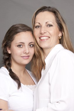 Anne ve genç kızı closeup