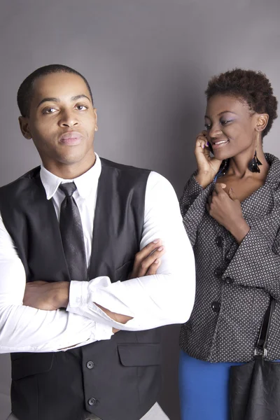 Black Business Couple talking on Cellphone — Stock Photo, Image