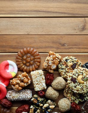 Geleneksel Kore tatlıları ve kurabiyeleri, Kore şekeri, gangjeong, Jujube, pirinç keki 