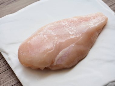 Taze tavuk göğsü, yiyecek malzemeleri.