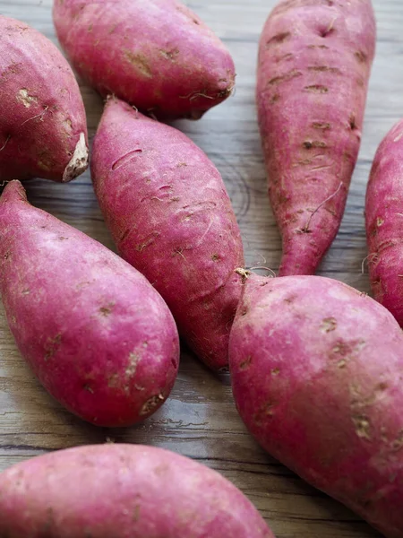 Taze Organik Kök Bitkisi Tatlı Patates