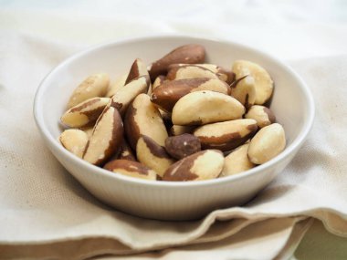 Taze organik fındık Brezilya fındığı