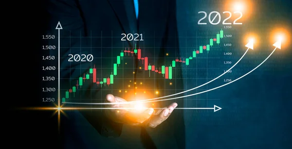 Homem Investidor Empresário Mão Segurando Gráfico Tendência Crescendo 2020 Para — Fotografia de Stock