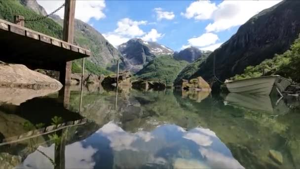 Panorama Norway Buarbreen Lake Bondhusvatnet Bondhusbreen Glacier Fresh Water Clear — Stockvideo