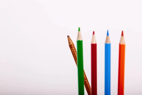 Colored Wooden Pencils Outcast Society Everyone Else Tired Damaged Pencils — Fotografia de Stock