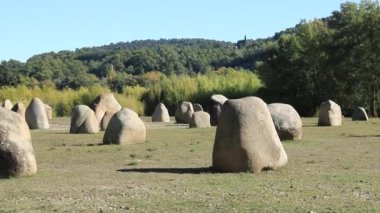 The Jardin des Neuf Damoiselles, Vaison-la-Romaine 'de çağdaş bir gelişme..