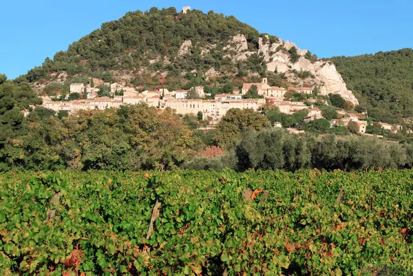 Village Sguret Leaning Hill Vaucluse Provence — стоковое фото