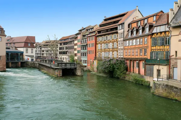 Alsatian Style Houses Banks Ill Petite France Strasbourg — Stock Photo, Image