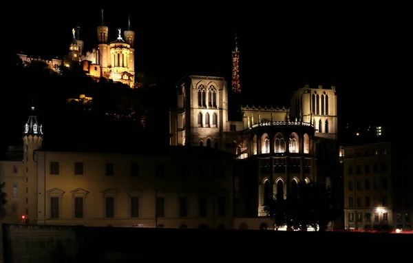 Собор Сен Жан Батиста Базиліка Фурвір Вночі — стокове фото