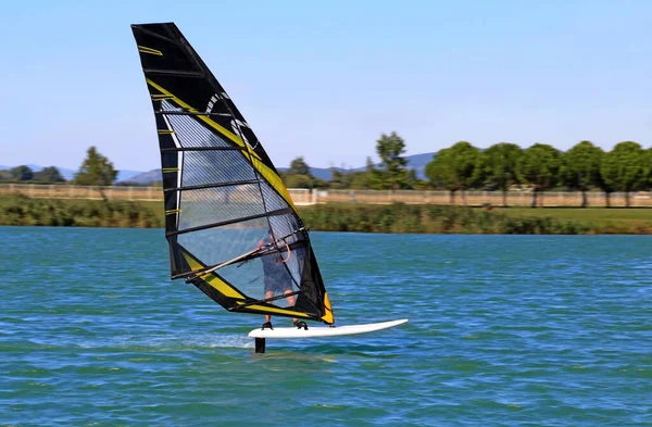 Windsurfing Gaining Speed Effect Wind — Stockfoto